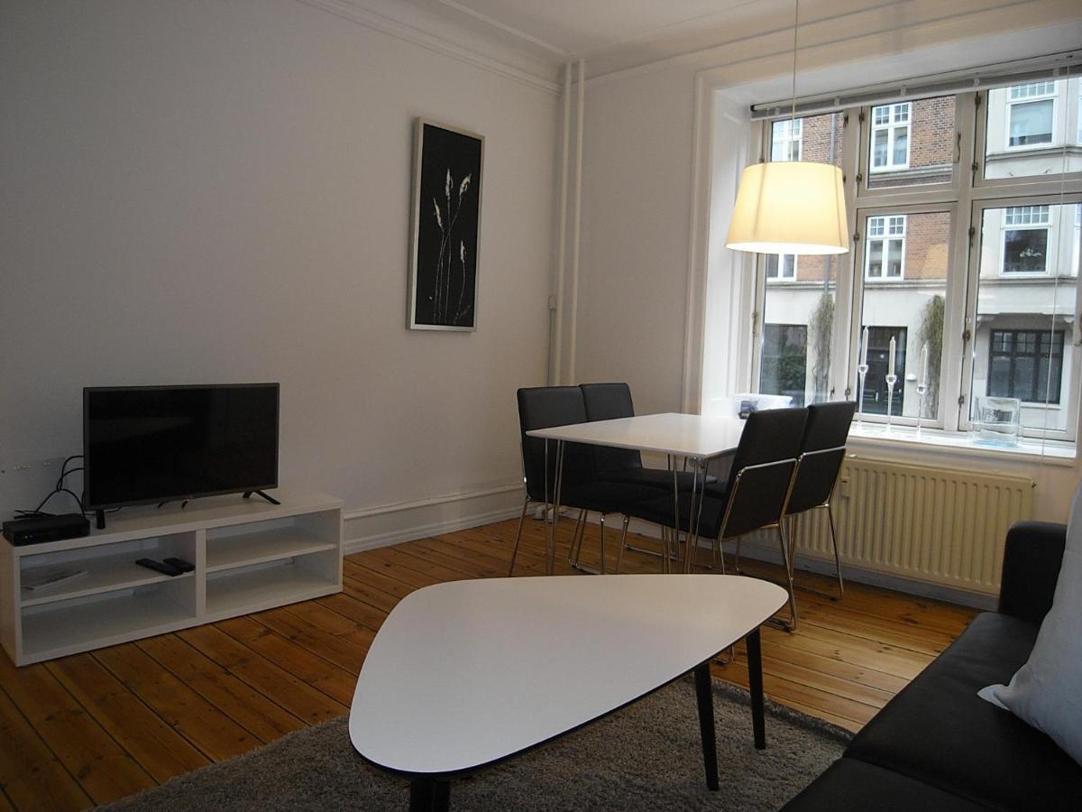 Apartment Bright In Elegant Osterbro *
